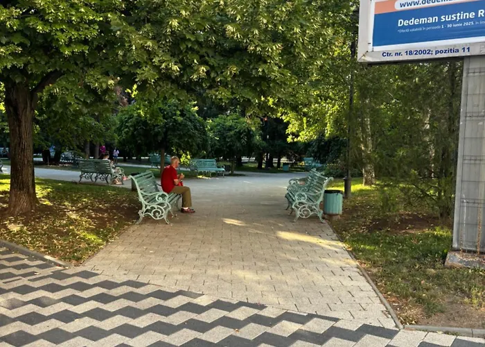 Cozy Axa Ultra Apartament *